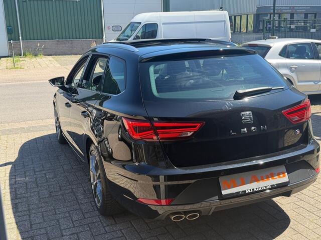 Seat Leon ST 1.5 TSI FR Business Intense DSG key less beats