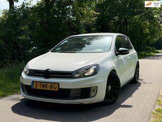 Volkswagen Golf VI