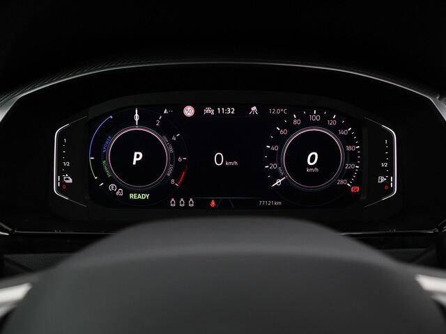 Volkswagen Arteon Shooting Brake 1.4 TSI 218pk DSG eHybrid R-Line Business+ � Panoramadak � Camera � Wegklapbare Trekhaak � Head-Up � Stoelverwarming � Achterban