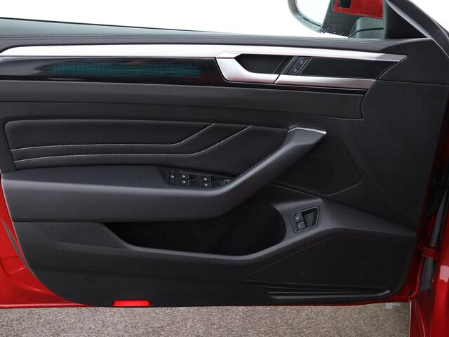 Volkswagen Arteon Shooting Brake 1.4 TSI 218pk DSG eHybrid R-Line Business+ � Panoramadak � Camera � Wegklapbare Trekhaak � Head-Up � Stoelverwarming � Achterban