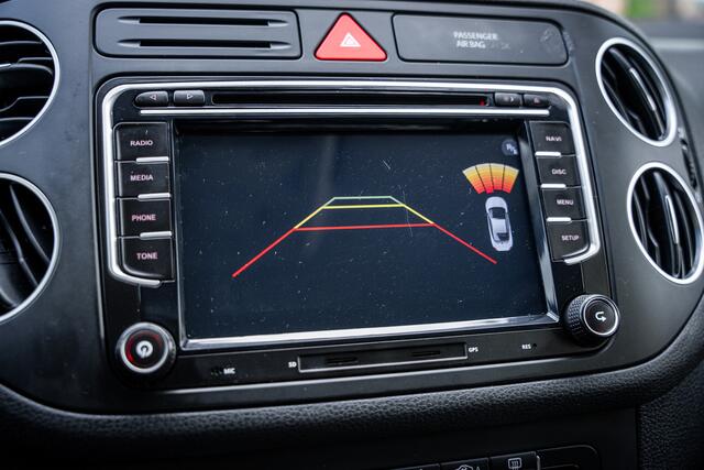 Volkswagen Golf PLUS 1.2 TSI Highline BlueMotion | Clima | Stoelverwarming | Cruise control | Parkeerhulp | Trekhaak |