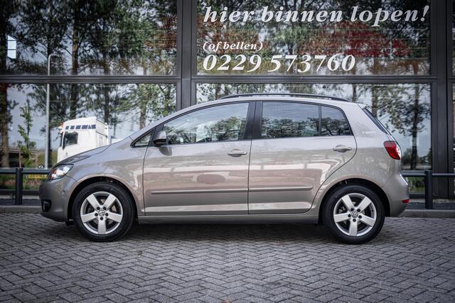Volkswagen Golf PLUS 1.2 TSI Highline BlueMotion | Clima | Stoelverwarming | Cruise control | Parkeerhulp | Trekhaak |