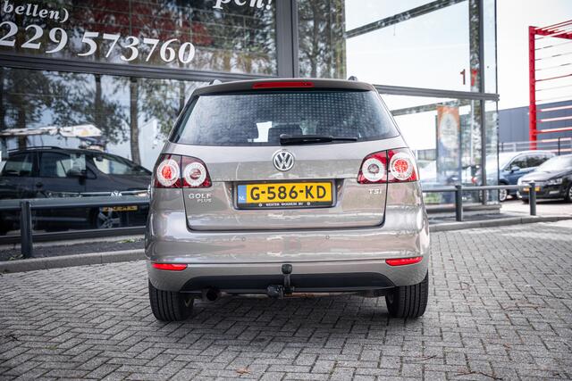 Volkswagen Golf PLUS 1.2 TSI Highline BlueMotion | Clima | Stoelverwarming | Cruise control | Parkeerhulp | Trekhaak |