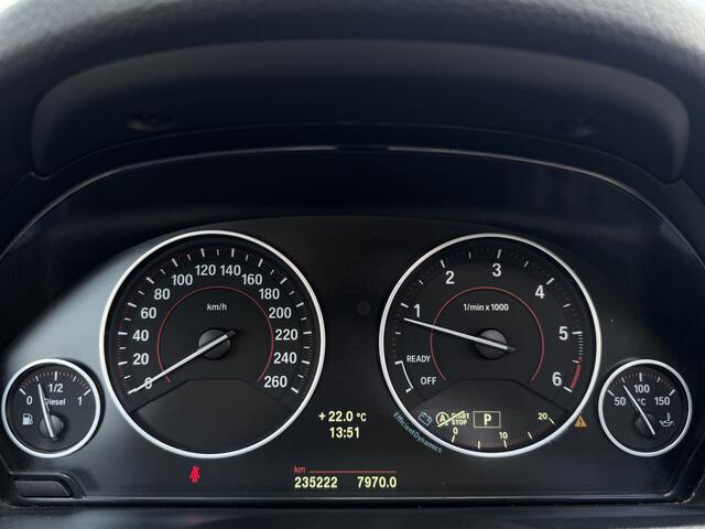 BMW 3-Serie Touring 320d M-Sport | Pano | LED | Leer | Navi | Sportautomaat | Stoelverwarming | Sportpakket