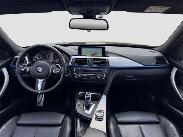 BMW 3-Serie Touring 320d M-Sport | Pano | LED | Leer | Navi | Sportautomaat | Stoelverwarming | Sportpakket