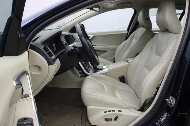 Volvo V60 2.4 D6 AWD Plug-In Hybrid Summum - Navi, Memory, Leer, Stoelverw.