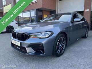 BMW 5-SERIE 520e M-PAKKET*ACC*MASAGE*CAMERA*CARPLAY*LED*