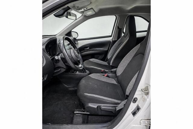 Toyota Aygo X 1.0 VVT-i MT Play