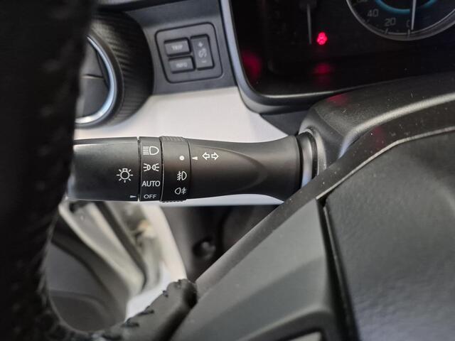 Suzuki Ignis 1.2 Smart Hybrid Stijl | All Seasonbanden | Dealeronderhouden | Achteruitrijcamera | Stoelverwarming |