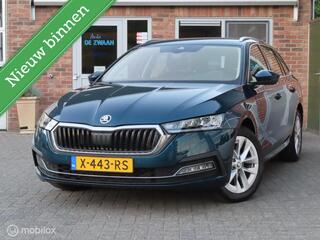 SKODA OCTAVIA Combi 1.5 e-TSI Business Edition Plus|Electr A klep|Adaptive Cruise|Stoelverwarming|Parkeersensor V/A.