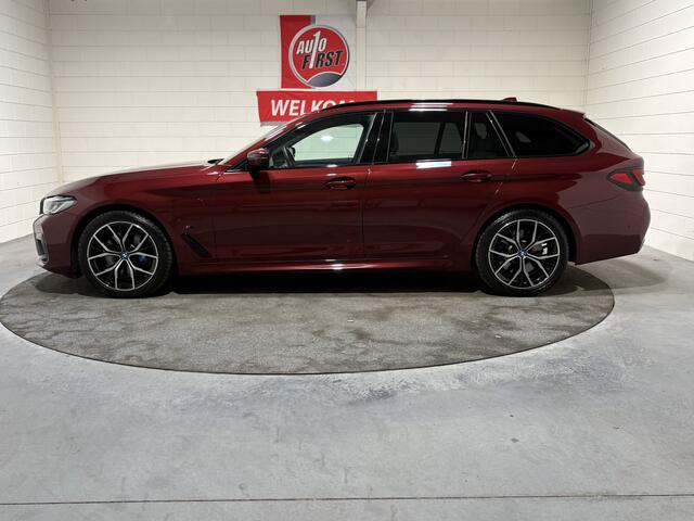 BMW 5-Serie Touring 530e xDrive High Executive M Sport, Softclose, Luchtvering, Laser, Pano, 19 inch, Afn. trekhaak, Camera, Cruise, Elect stuurkolom, Har