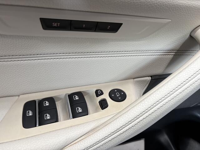 BMW 5-Serie Touring 530e xDrive High Executive M Sport, Softclose, Luchtvering, Laser, Pano, 19 inch, Afn. trekhaak, Camera, Cruise, Elect stuurkolom, Har