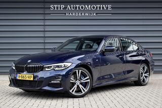 BMW 3-Serie 330e M Sport Individual | 19'' Wielen | Lederen Bekleding | CarPlay | Audio Media Pack | 1e Eigenaar |