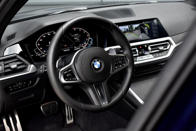 BMW 3-Serie 330e M Sport Individual | 19'' Wielen | Lederen Bekleding | CarPlay | Audio Media Pack | 1e Eigenaar |