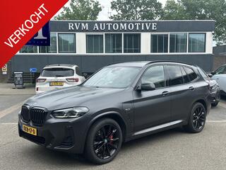 BMW X3 xDrive30e HIGH EXECUTIVE M SPORT | M-TECHNIC SPORTSTOELEN + MEMORY + LEER | ELEKTR. TREKHAAK | 360 CAMERA | HEAD-UP DISPLAY | 20 INCH | AMBI LIGHT | AERODYNAMICA-PAKKET | STOEL- + STUURVERWARMING | DEALER ONDERHOUDEN | RIJKLAAR |