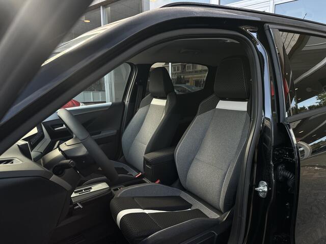 Opel Frontera 1.2 Turbo Hybrid GS 145PK Stoel+stuur en voorruit verwarming.