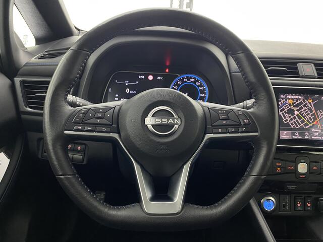 Nissan Leaf N-Connecta 40 kWh 94,3% SOH | CarPlay | Navi | Dodehoek Det. | 360'' Camera | ACC | PDC | Verwarmde Stoelen |