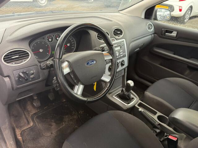 Ford Focus Wagon 1.6-16V Futura | Trekhaak | Airco | Cruise