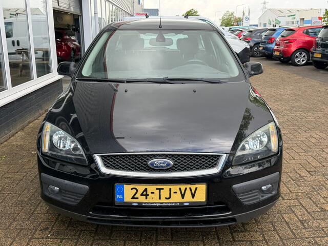 Ford Focus Wagon 1.6-16V Futura | Trekhaak | Airco | Cruise