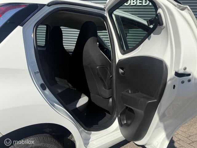 Toyota Aygo 1.0 VVT-i x-play - Multimedia - Camera - Cruise Control -