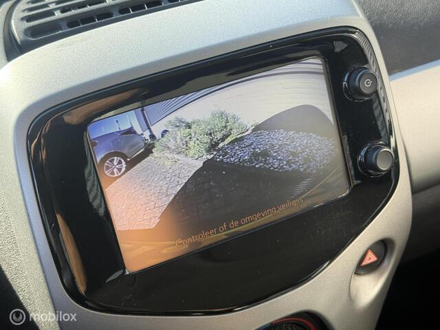 Toyota Aygo 1.0 VVT-i x-play - Multimedia - Camera - Cruise Control -