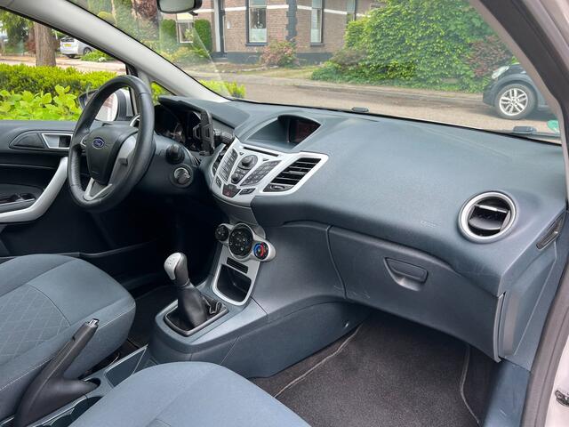Ford Fiesta 1.25 Titanium, Airco, Pdc, Stoelverw, Bluetooth