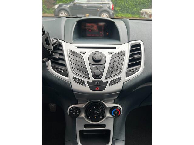 Ford Fiesta 1.25 Titanium, Airco, Pdc, Stoelverw, Bluetooth