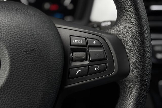 BMW X1 xDrive25e | Trekhaak | LED | PDC V & A | Elektrische Achterklep | 20x op voorraad