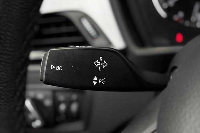 BMW X1 xDrive25e | Trekhaak | LED | PDC V & A | Elektrische Achterklep | 20x op voorraad