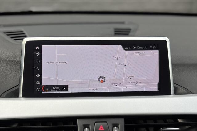 BMW X1 xDrive25e | Trekhaak | LED | PDC V & A | Elektrische Achterklep | 20x op voorraad