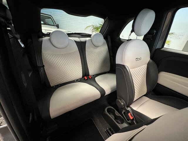 Fiat 500 1.0 Hybrid Dolcevita Lederen bekleding, Panoramdak, Navigatie.