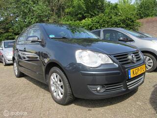 Volkswagen Polo (2009 - 2017)