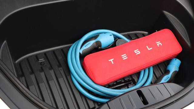 Tesla Model 3 Long Range AWD 75 kWh SOH89% Facelift Clima Cruise
