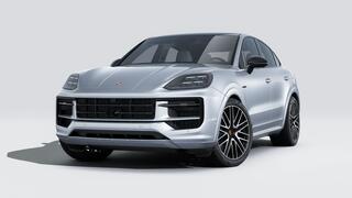 PORSCHE CAYENNE E-Hybrid Black Edition Coup�