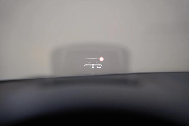 Renault Megane 1.2 TCe Bose Aut. [ Navi Head -up Camera Clima / ECC Half- Leder]