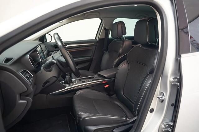 Renault Megane 1.2 TCe Bose Aut. [ Navi Head -up Camera Clima / ECC Half- Leder]