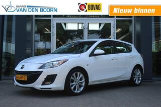 Mazda 3 1.6 TS Plus, Stoelverwarming, PDC achter, All Season banden etc.