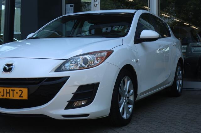 Mazda 3 1.6 TS Plus, Stoelverwarming, PDC achter, All Season banden etc.
