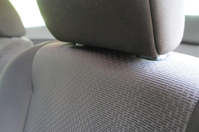 Mazda 3 1.6 TS Plus, Stoelverwarming, PDC achter, All Season banden etc.