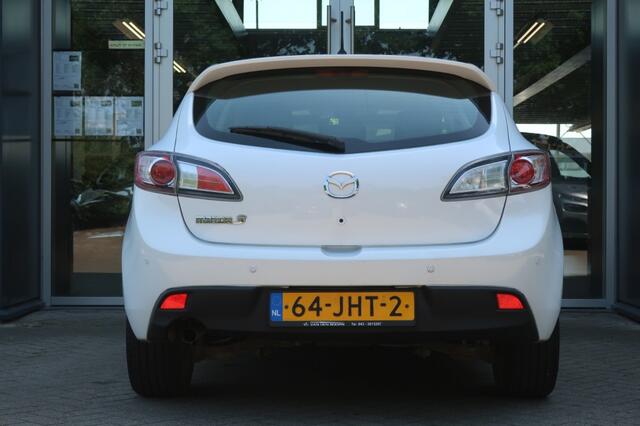 Mazda 3 1.6 TS Plus, Stoelverwarming, PDC achter, All Season banden etc.