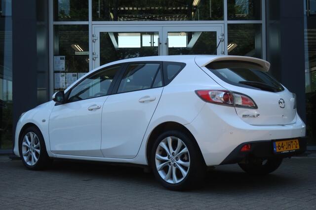 Mazda 3 1.6 TS Plus, Stoelverwarming, PDC achter, All Season banden etc.