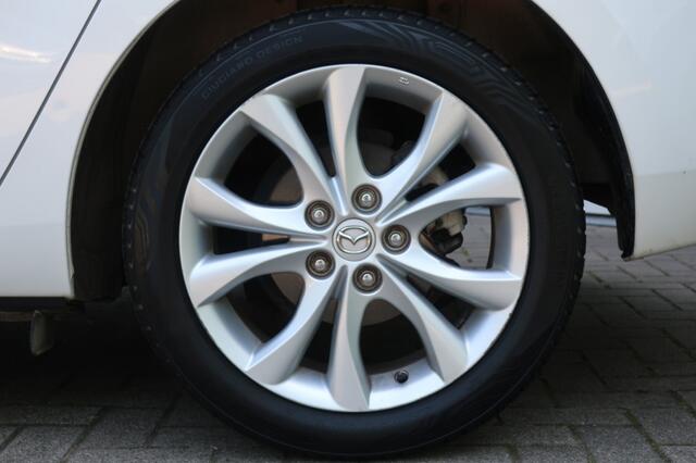 Mazda 3 1.6 TS Plus, Stoelverwarming, PDC achter, All Season banden etc.
