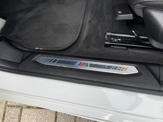BMW 1-Serie 118i High Executive Edition M-Sport Facelift Schuifdak / Stoelverwarming