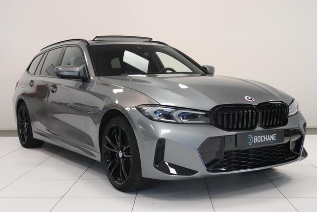 BMW 3-Serie Touring 330e xDrive | M-SPORT | PANO | HARMAN KARDON | MEMORY | TREKHAAK | 50 jaar editie |
