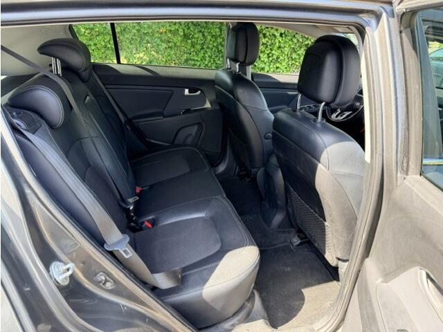 KIA Sportage 1.6 GDI X-ecutive Plus Pack / KOPPELING SLECHT