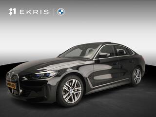 BMW i4 Gran Coup� eDrive40 | Laserlicht | Leder | HUD | Active cruise | Sportstoelen | Elektr. zetels | Chrome line | DAB | Harman-kardon sound | Alu 18 inch