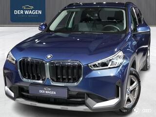 BMW X1 xDrive25e BUSINESS / CAMERA / TREKHAAK / CARPLAY / AMBIENTE / 18