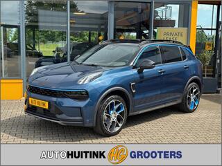 Lynk & Co 01 1.5 PHEV Hybrid 261 pk - schuif/kanteldak - Zwarte hemel - Nw Model!!!