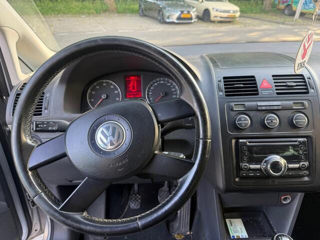 Volkswagen Touran 1.4 TSI Business