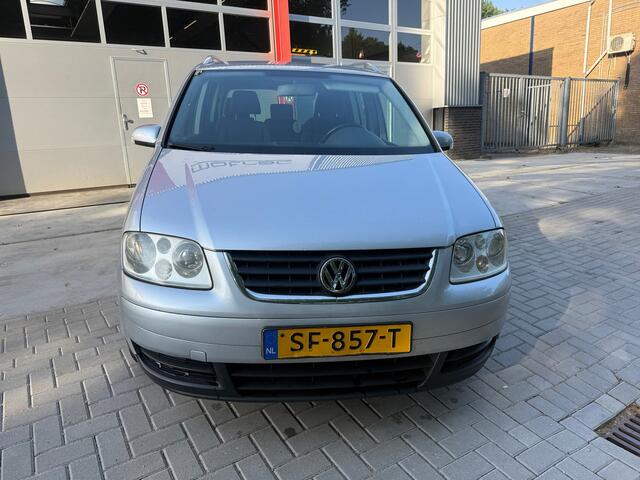 Volkswagen Touran 1.4 TSI Business
